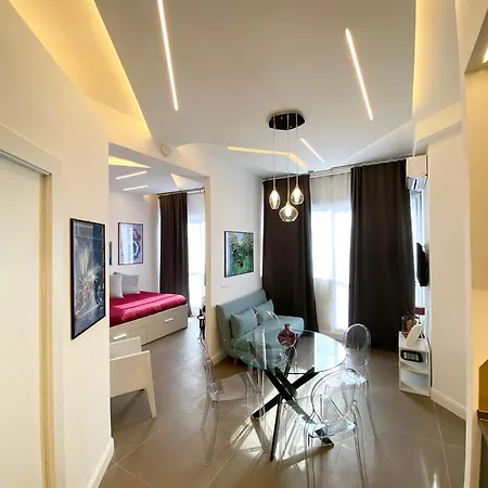 Apartment La Maison, Vicino Al Colosseo!