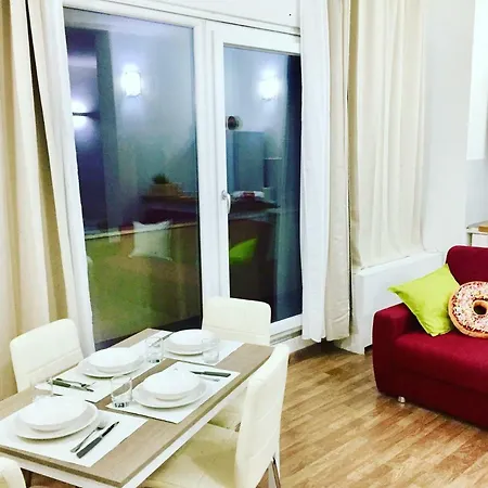 Apartment La Maison, Vicino Al Colosseo!
