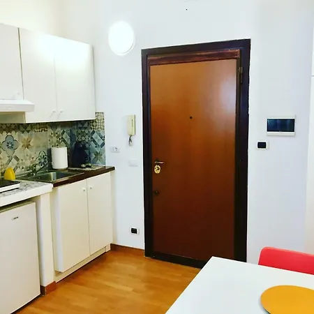 Apartment La Maison, Vicino Al Colosseo! Rome